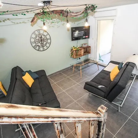 Maison, Jardin Sans Vis A Vis, Parking Carcassonne